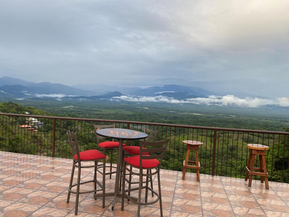 Mountain Top Park Hotel Quepos Exterior foto